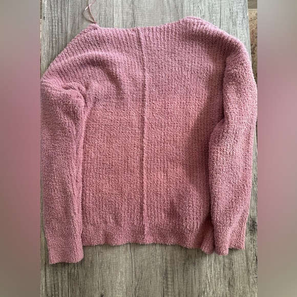 Cupcakes & Cashmere Pink Side Slit Sweater Size Large - Picture 5 of 6